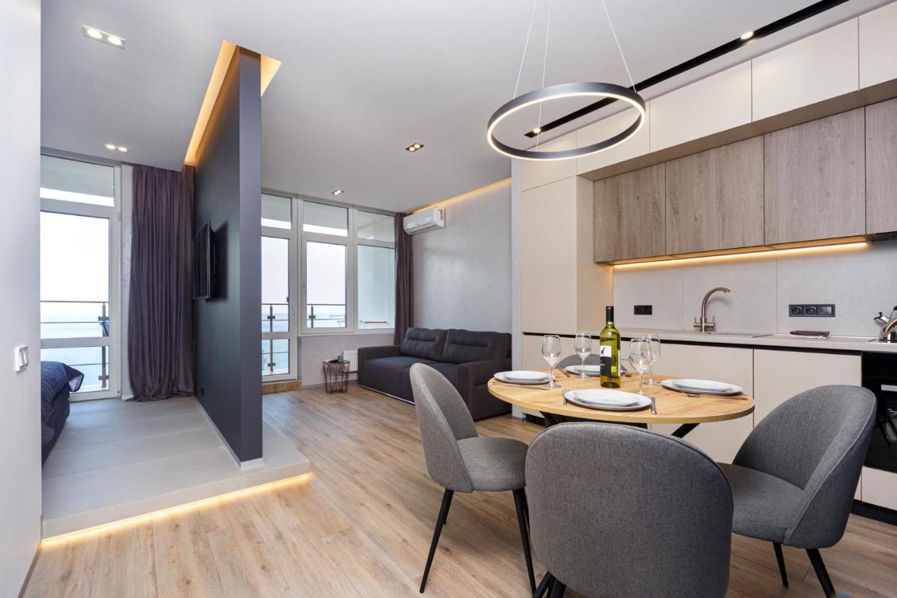 Level 24 - Sea & Sky View Apartment オデッサ エクステリア 写真